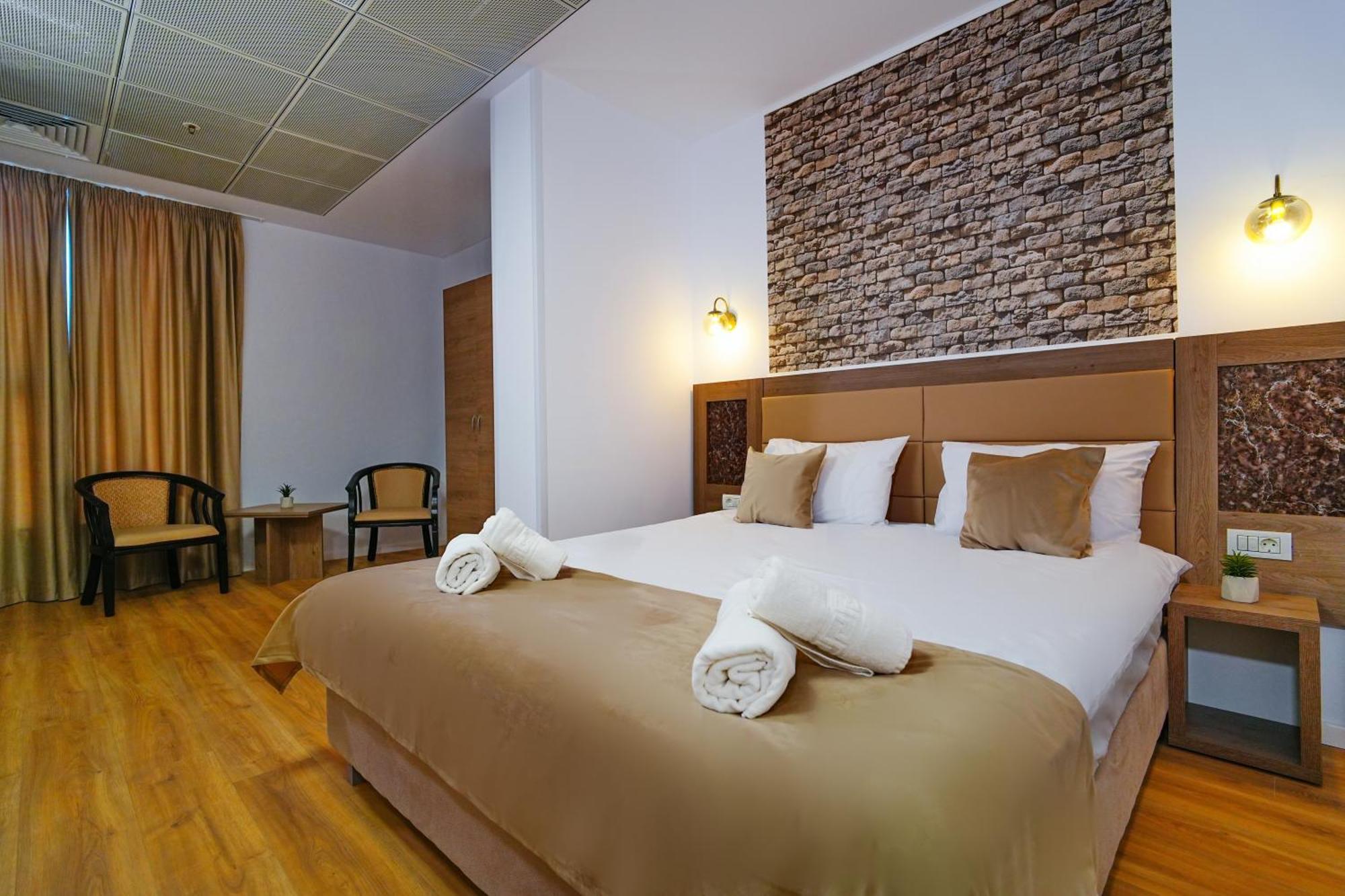 Sir Fundeni Hotel Бухарест Екстер'єр фото